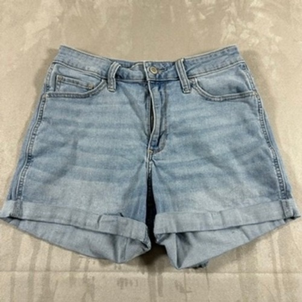 Hollister Classic Shorts Women Curvy High-Rise Denim 10 W30 Light Wash